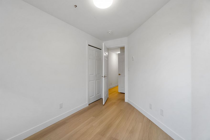 209 2928 Commercial Drive