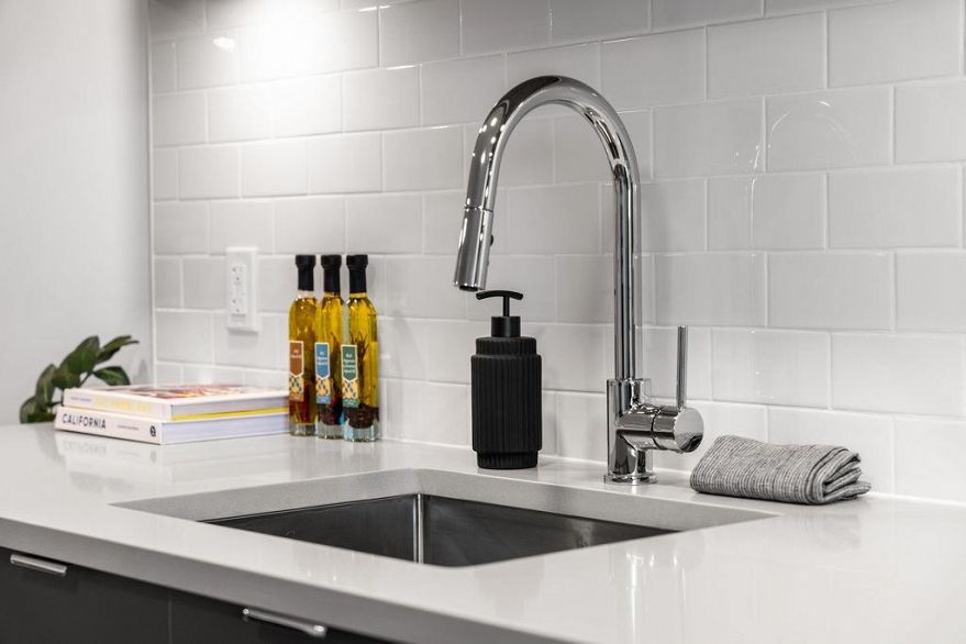 311 2419 Grant Street