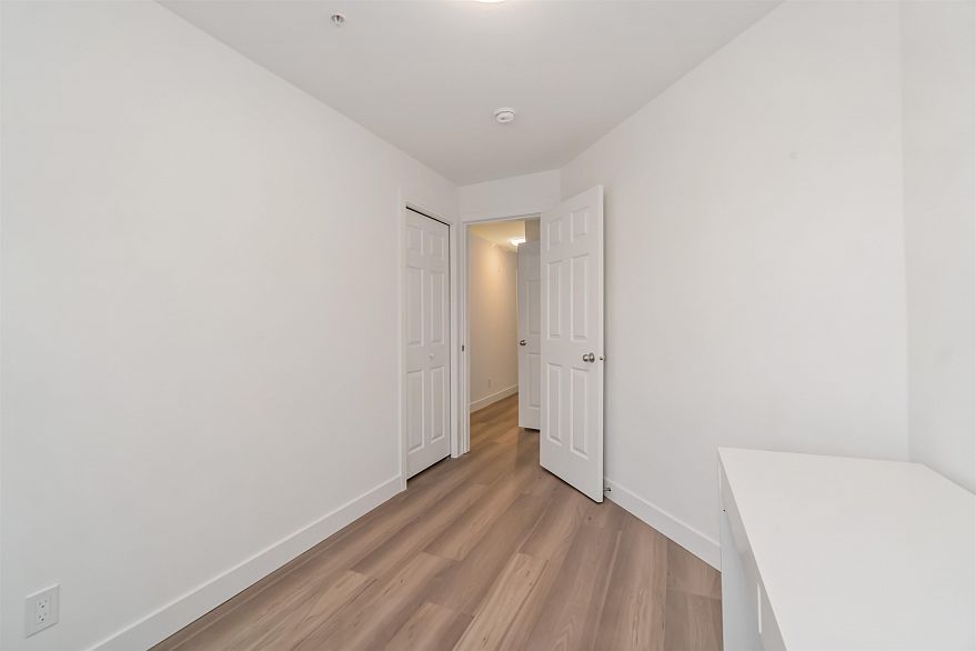 309 2928 Commercial Drive