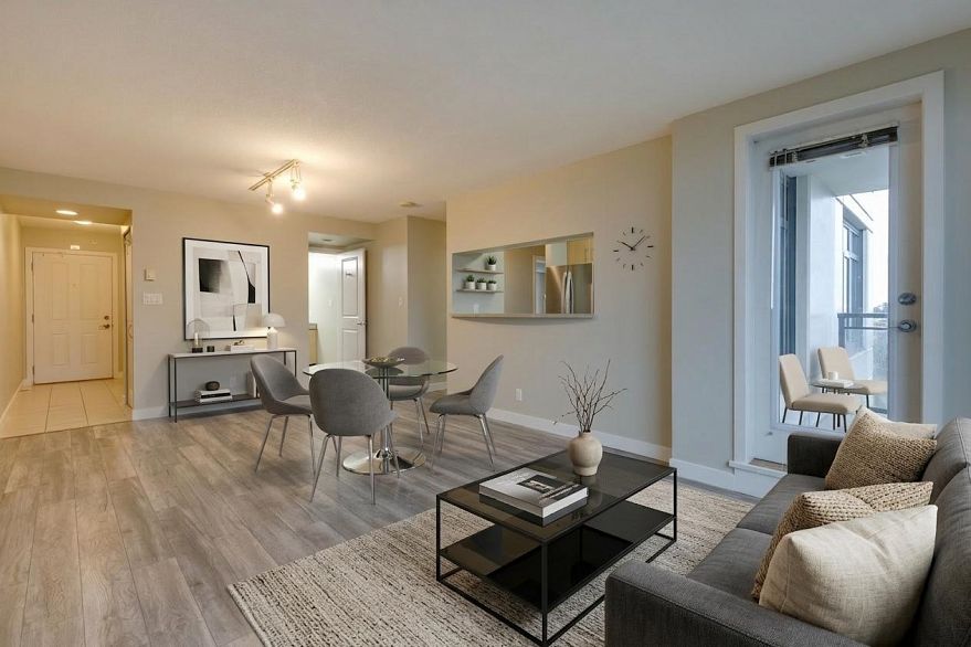 1202 3660 Vanness Avenue