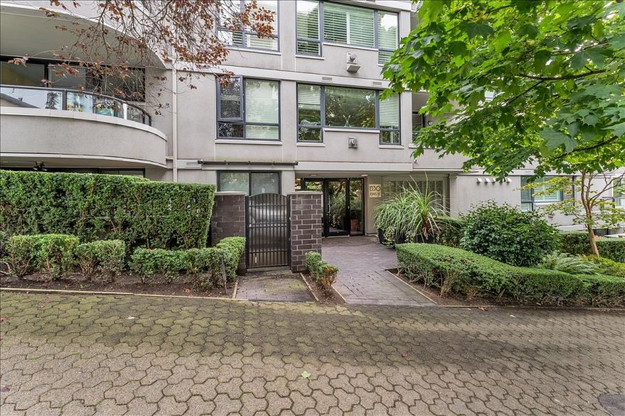 401 1330 Jervis Street