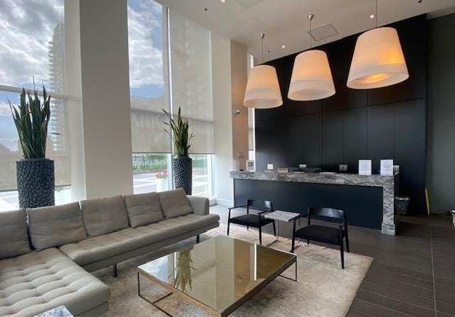 707 1351 Continental Street