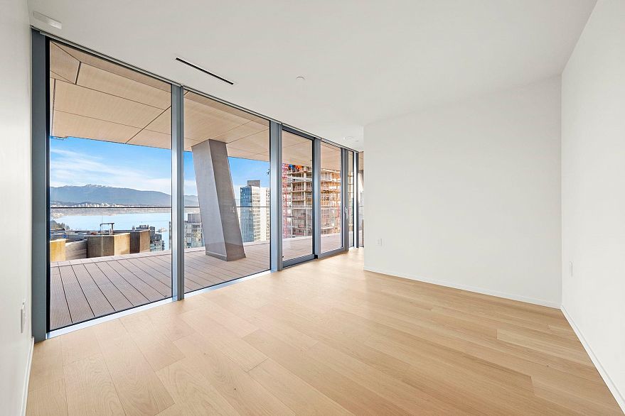 2902 1568 Alberni Street