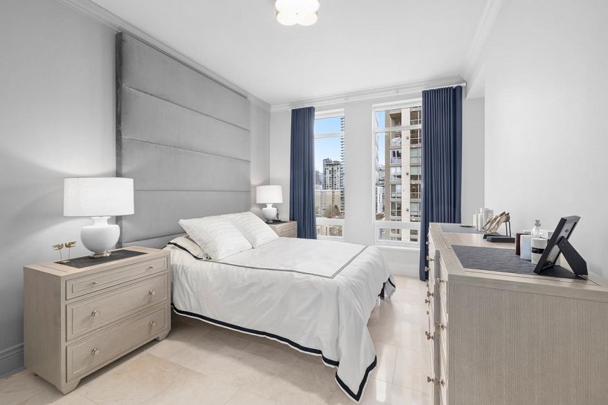 1102 1280 Richards Street