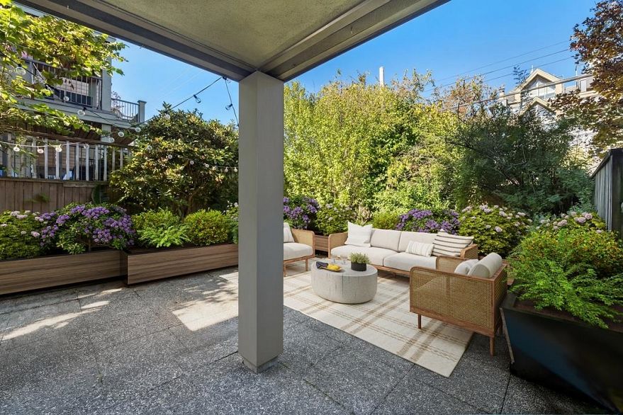 104 925 W 15th Avenue