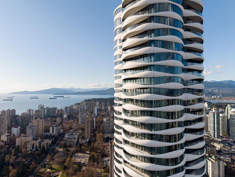 2802 1033 Nelson Street