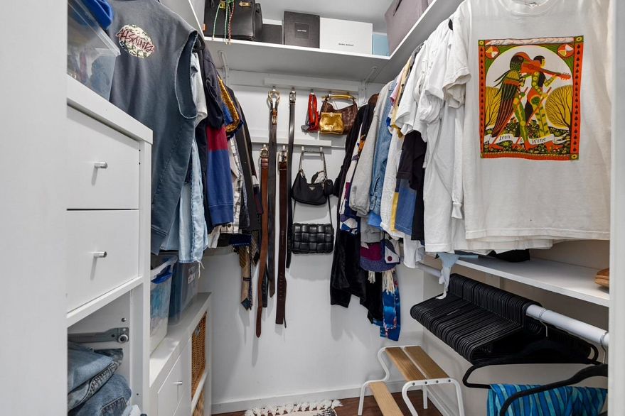 7860 Marchwood Place