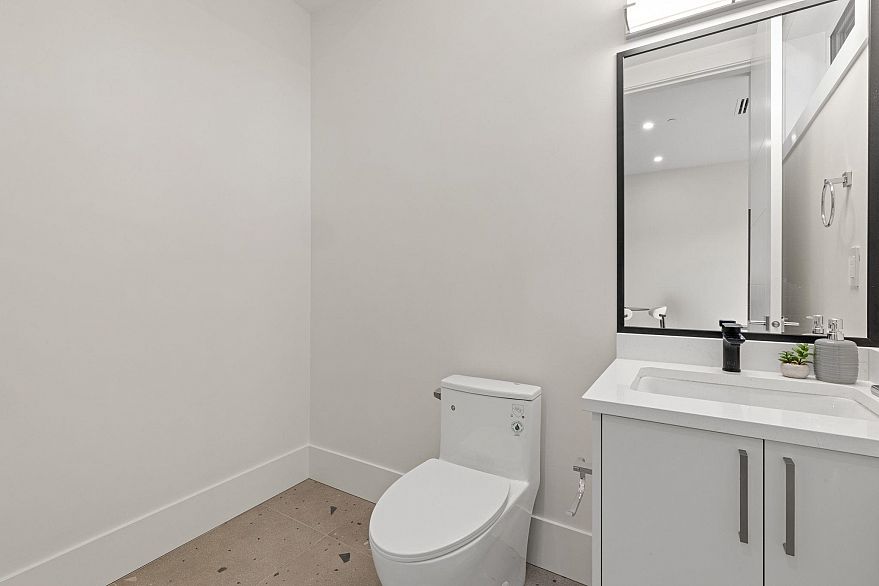 2136 Venables Street