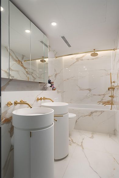 2802 1033 Nelson Street