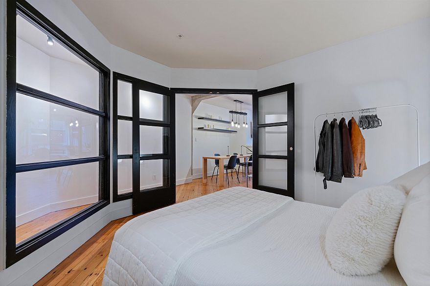 406 1216 Homer Street