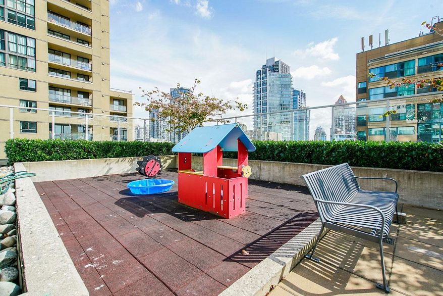 707 1351 Continental Street