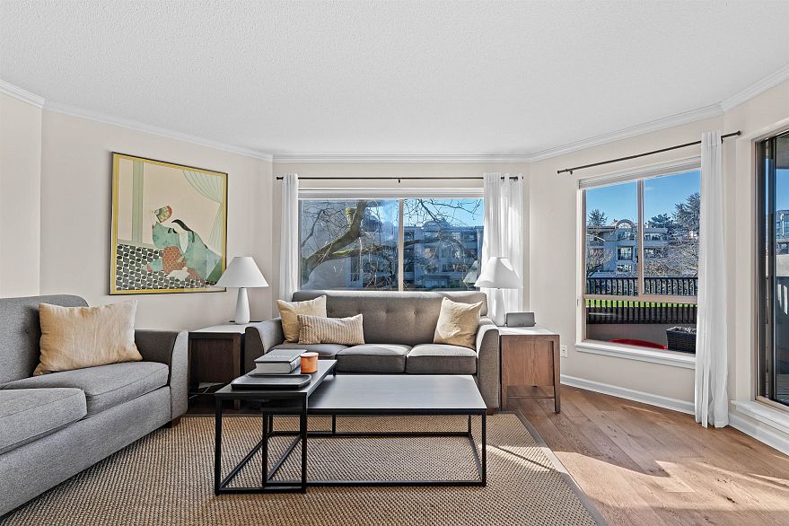 210 1859 Spyglass Place