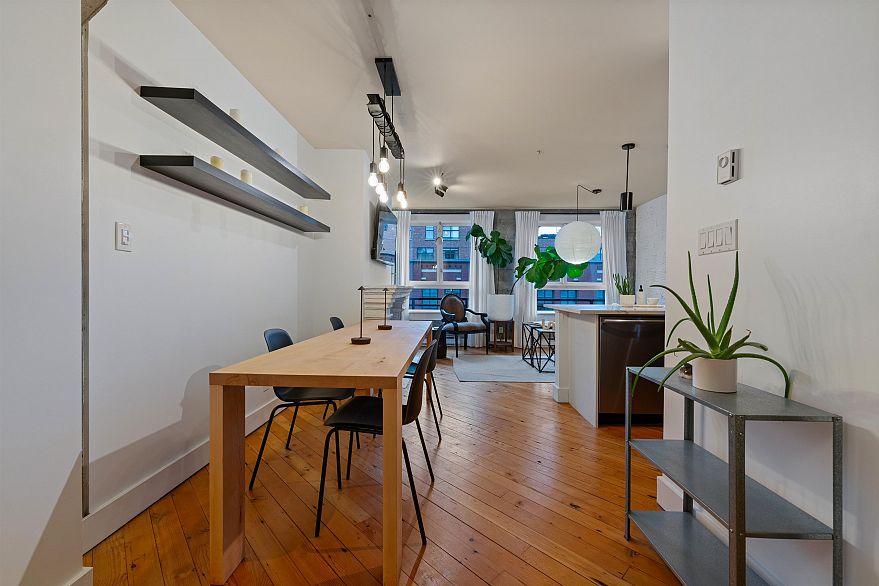 406 1216 Homer Street