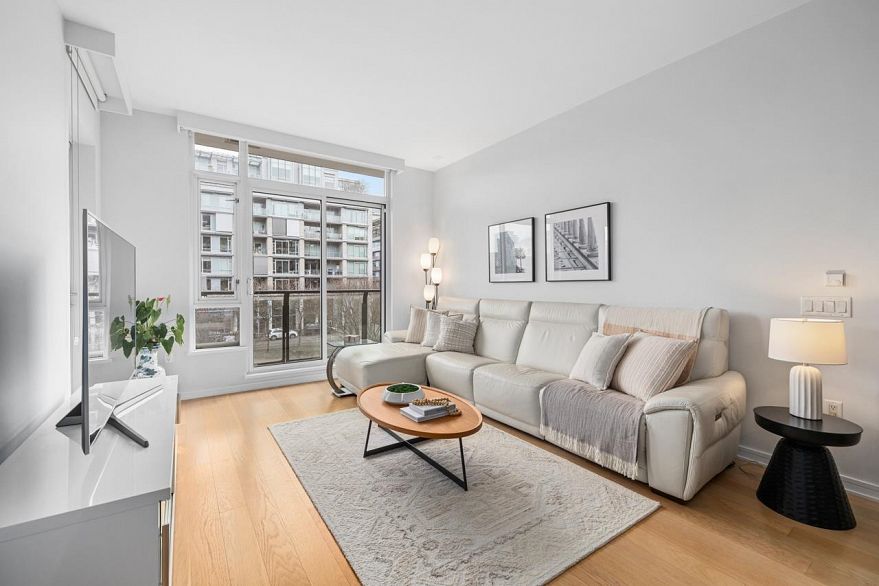 302 1625 Manitoba Street