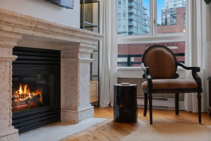 406 1216 Homer Street