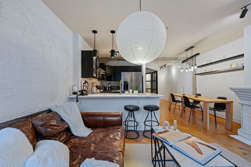 406 1216 Homer Street