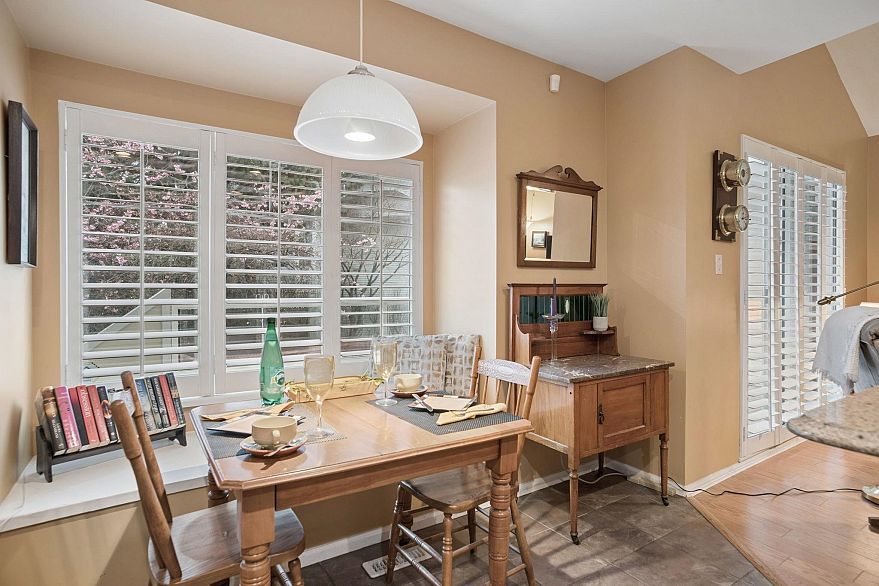 7561 Manitoba Street