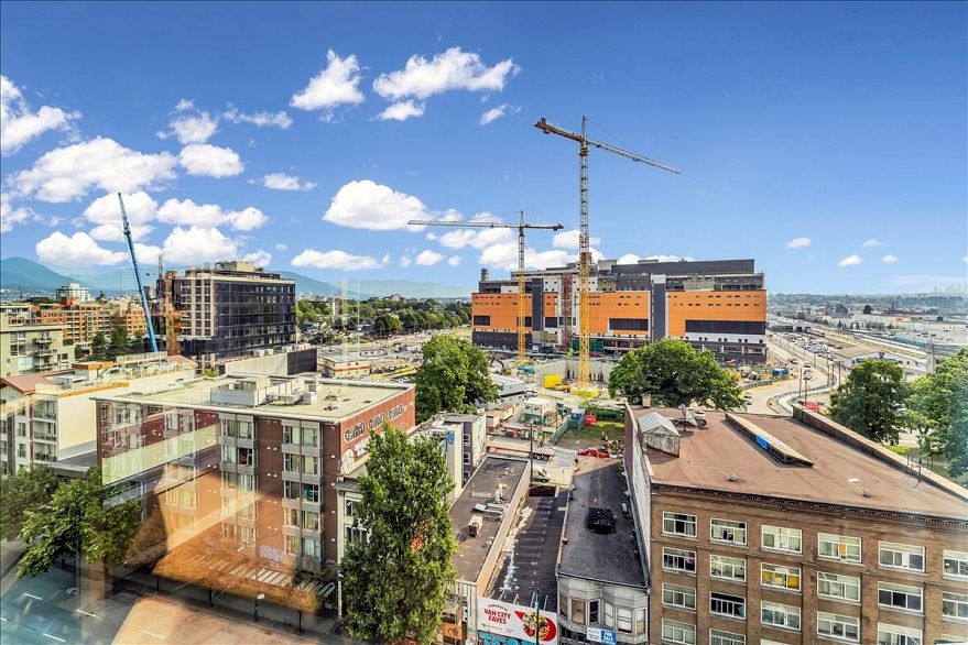 1202 189 National Avenue