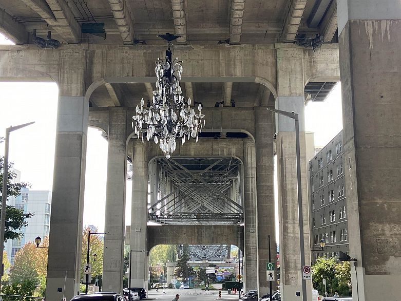 707 1351 Continental Street