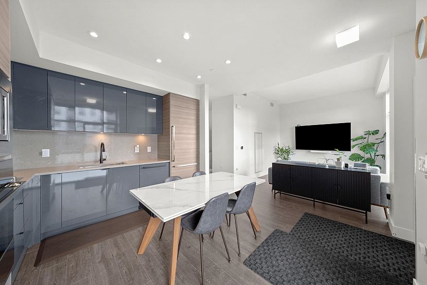 7 8508 Jack Uppal Street