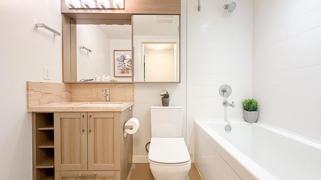 2903 5470 Ormidale Street