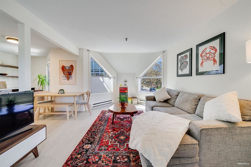 F7 1100 W 6th Avenue