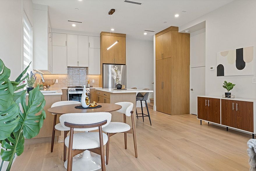 2136 Venables Street