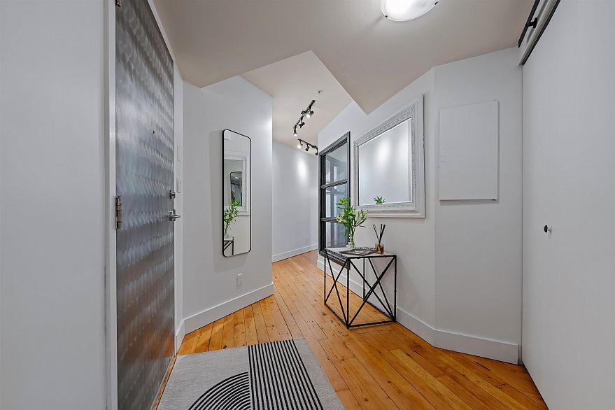 406 1216 Homer Street