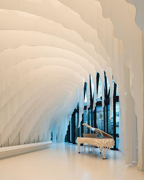 2802 1033 Nelson Street