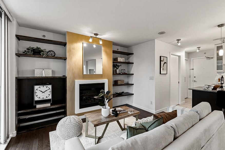 1102 1225 Richards Street