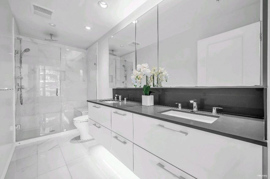 1205 3487 Binning Road