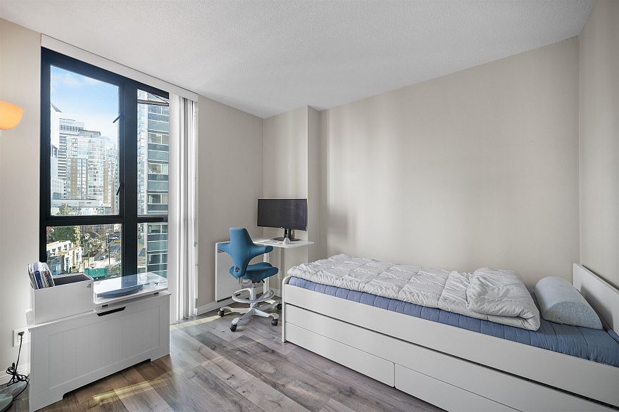 1001 1331 W Georgia Street