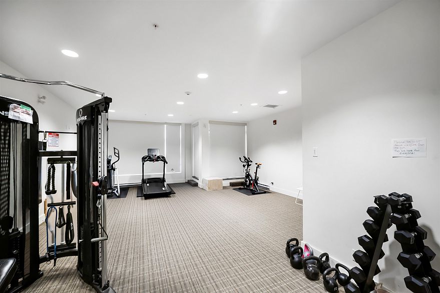 208 2250 Commercial Drive