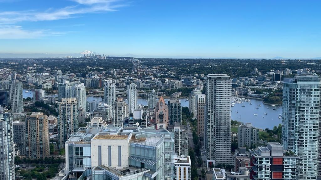 5105 1289 Hornby Street