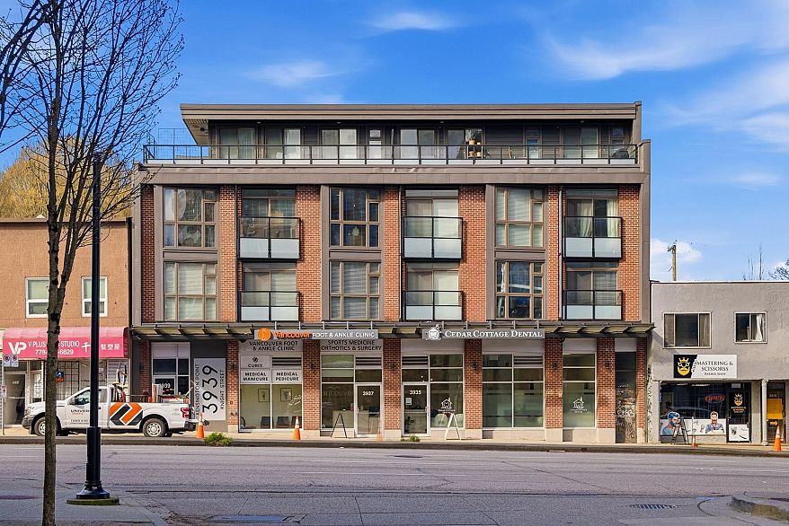 302 3939 Knight Street