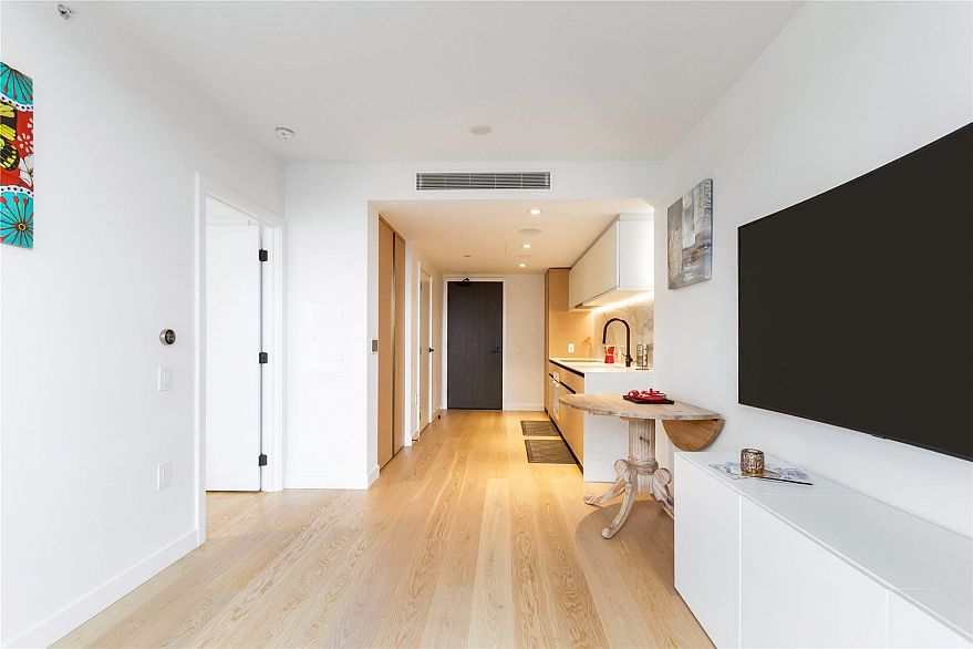 2006 620 Cardero Street