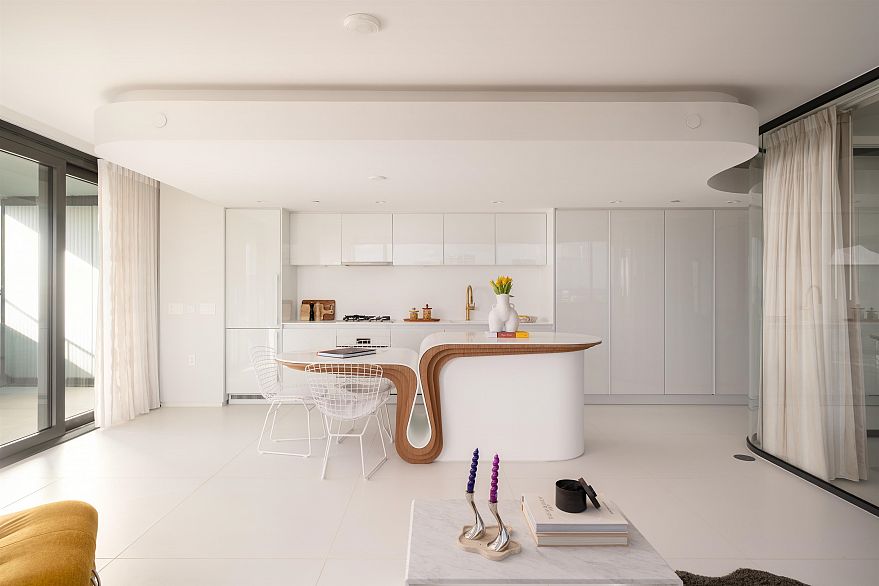 2802 1033 Nelson Street