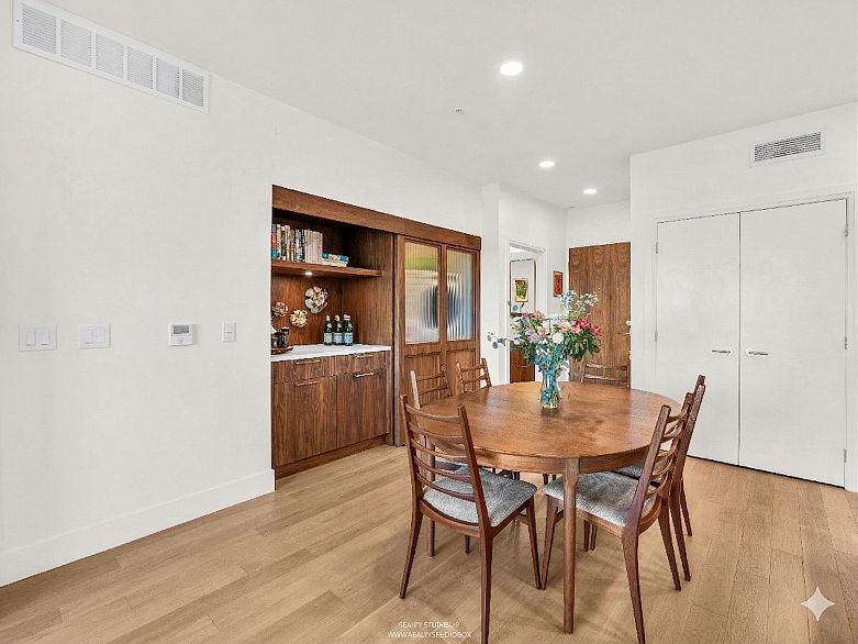 409 2550 Garden Drive