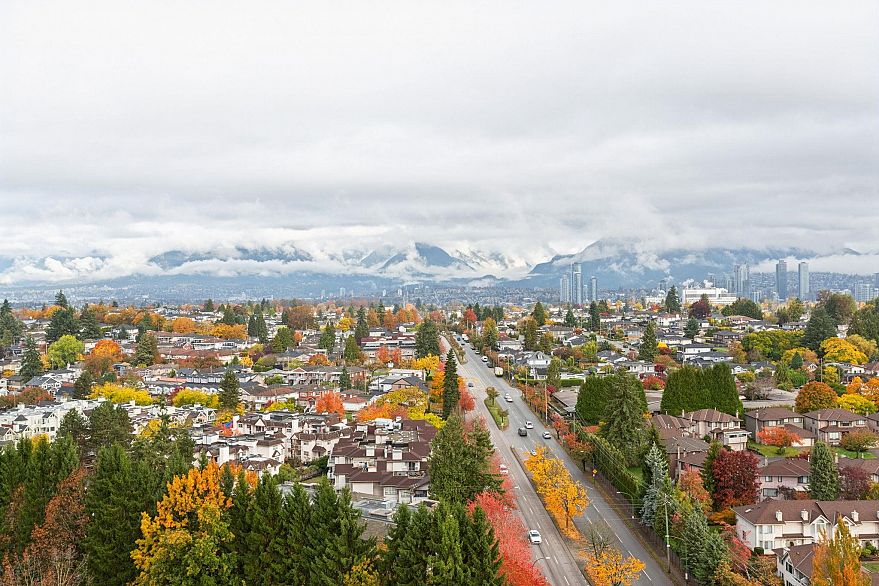 2003 5515 Boundary Road