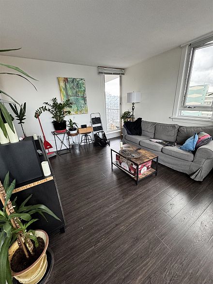 2003 1850 Comox Street