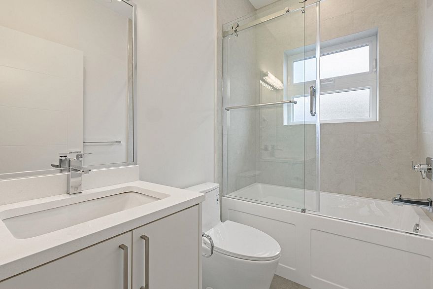 2136 Venables Street