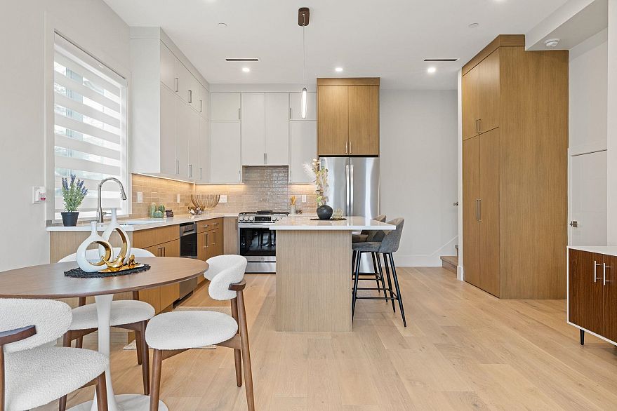 2136 Venables Street