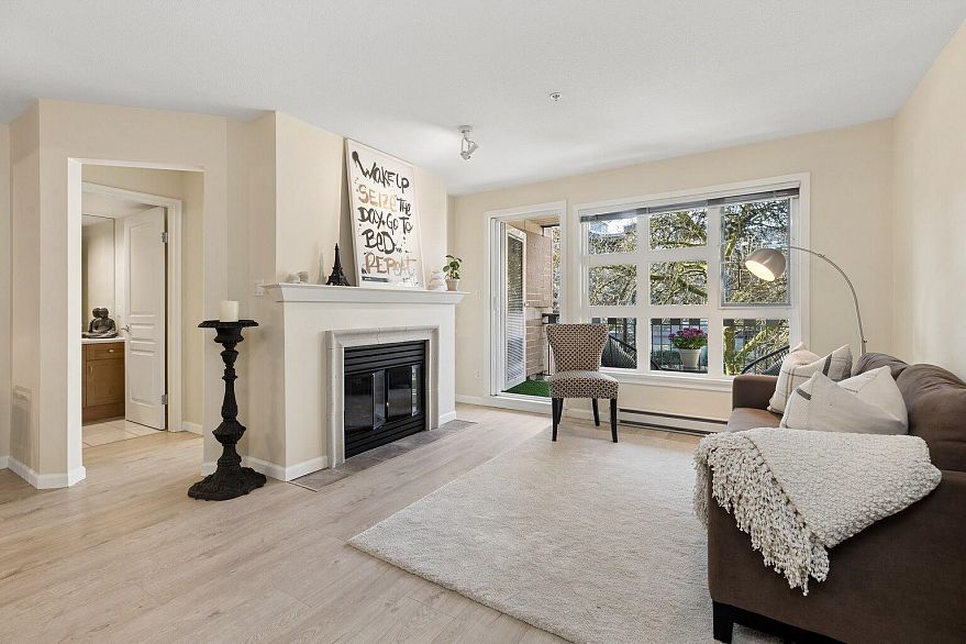 211 2161 W 12th Avenue