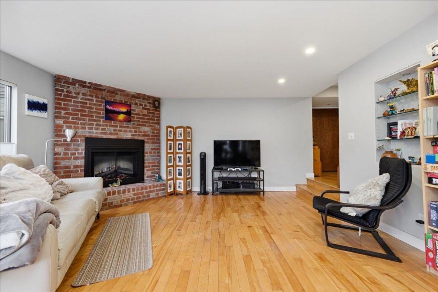 101 1005 W 7th Avenue