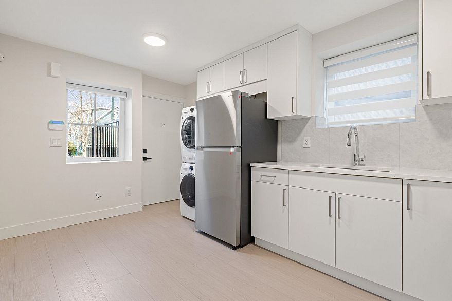 2136 Venables Street