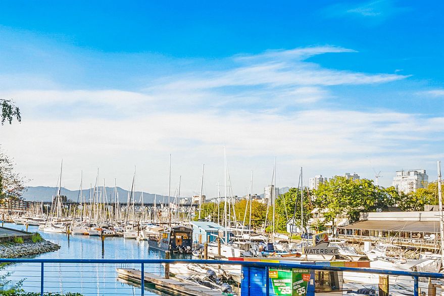 202 1333 W 7th Avenue