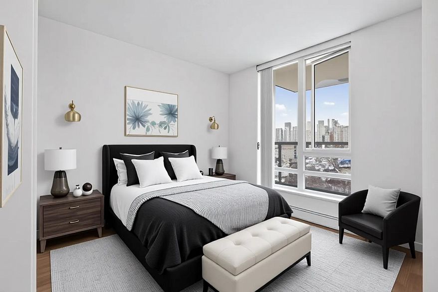 502 1833 Crowe Street