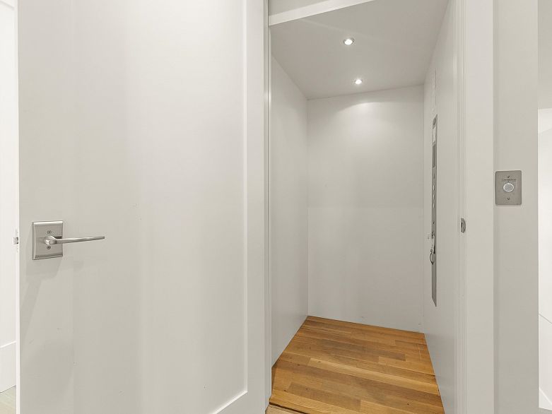 3483 Collingwood Street