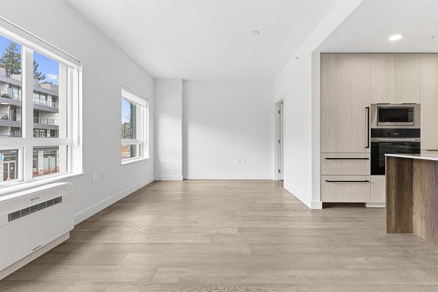 205 3590 W 39th Avenue