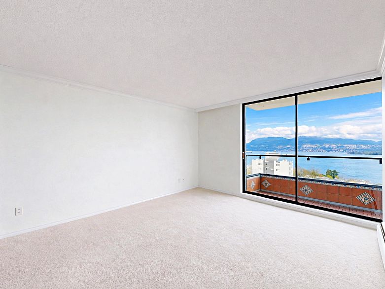 906 2370 W 2nd Avenue